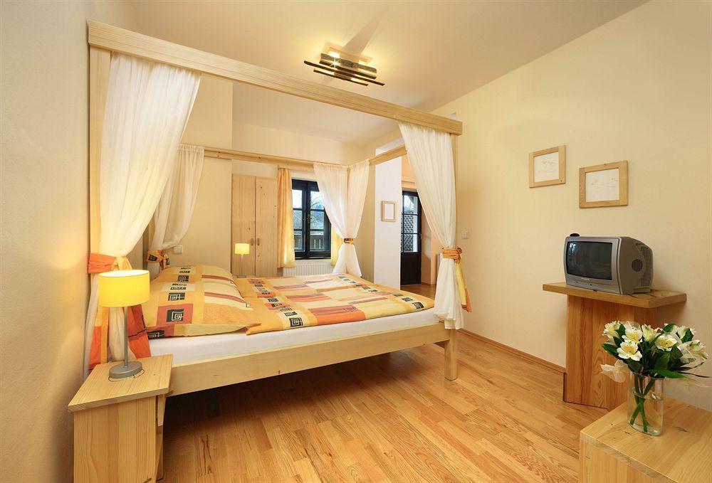 Hotel Garni Mysi Dira