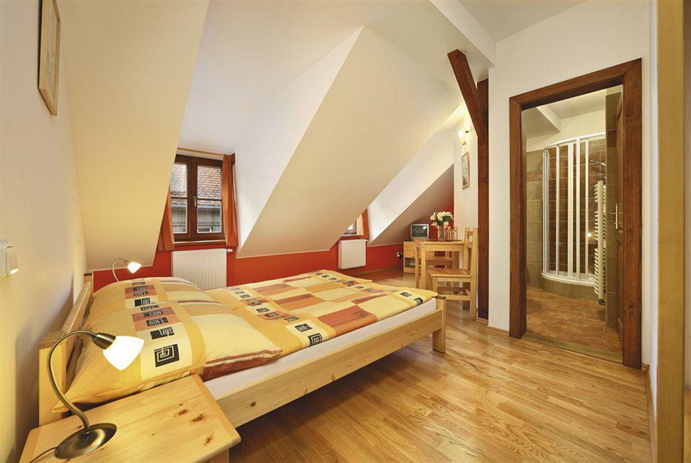 Garni Mysi Dira Hotel